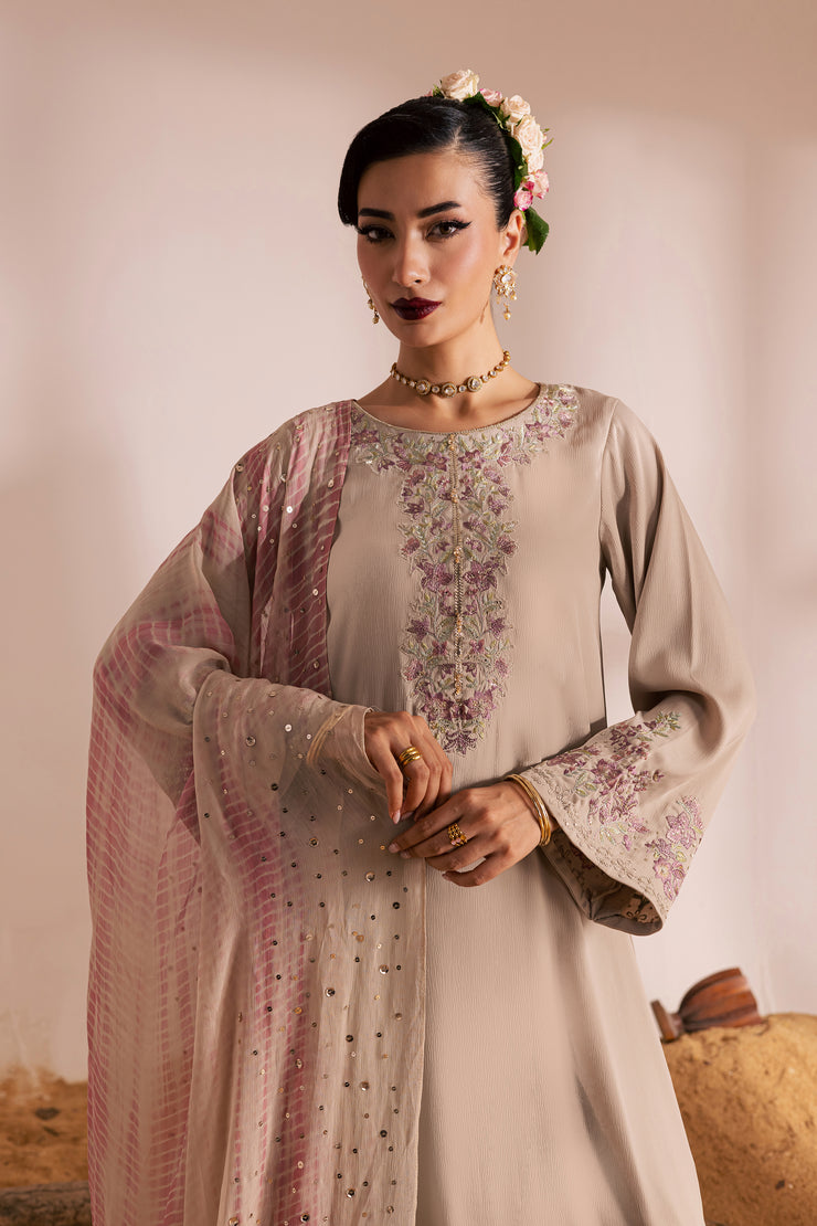 Nazli 3Pc - Festive Luxe Pret