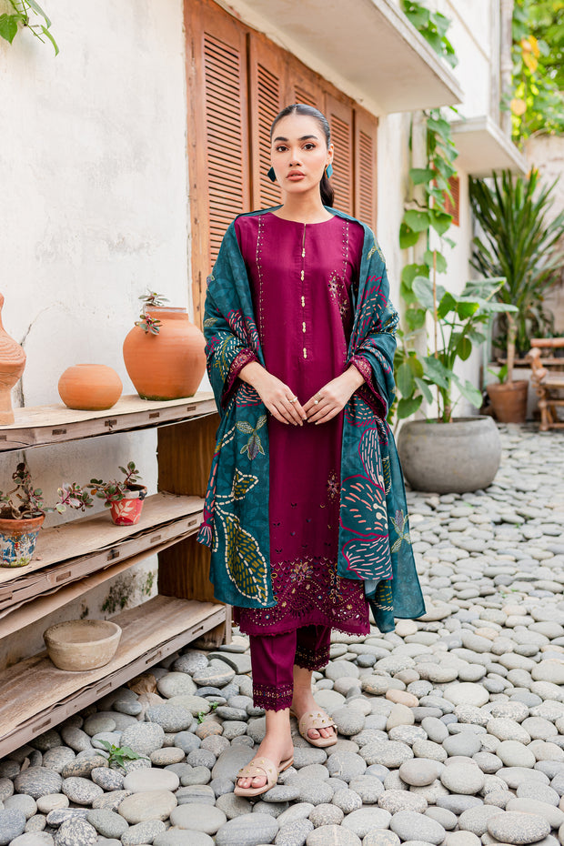 Bordeaux 3Pc - Embroidered Khaddar Dress