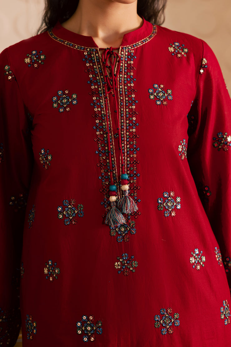 Fiona 2pc - Embroidered Lawn Pret