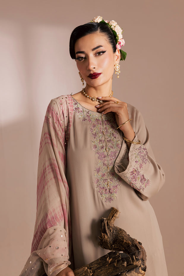 Nazli 3Pc - Festive Luxe Pret