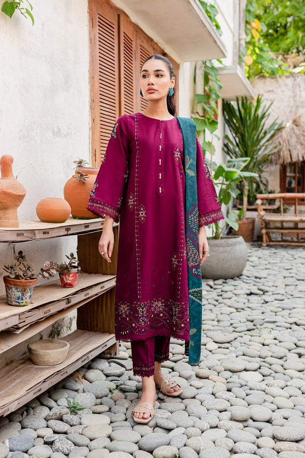 Bordeaux 3Pc - Embroidered Khaddar Dress