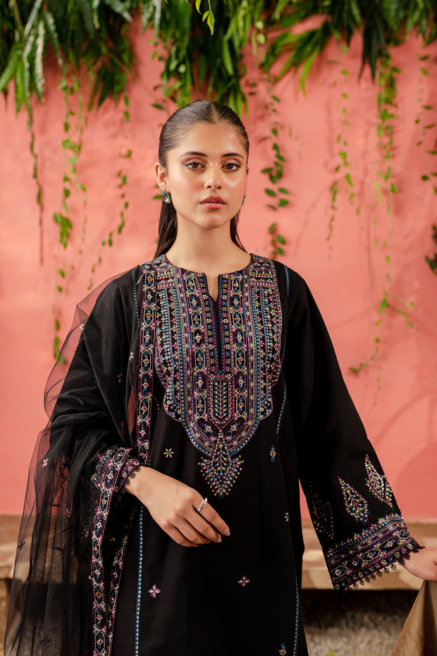 Noelle 3Pc - Embroidered Khaddar Dress