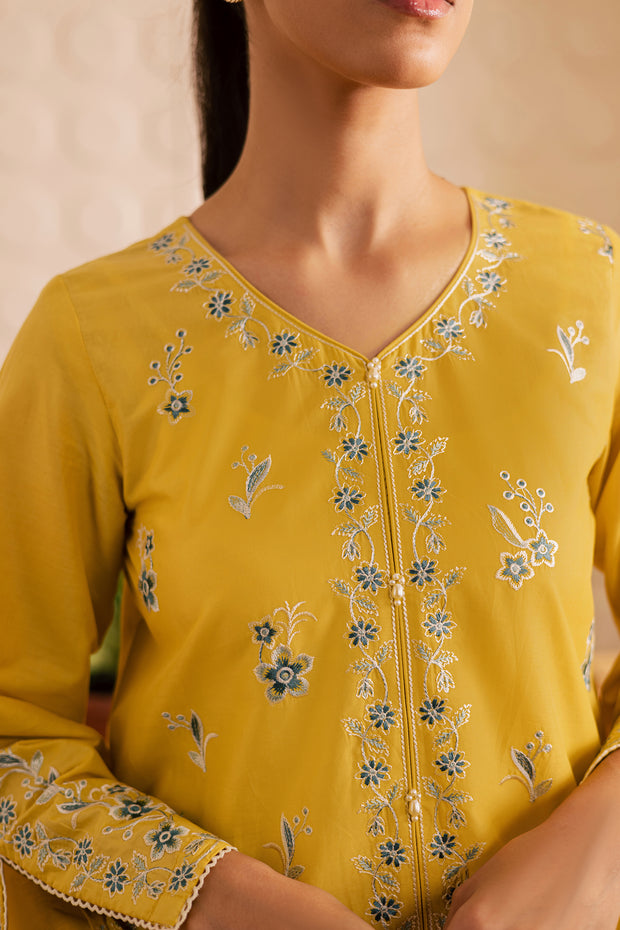 Butter Spread 2pc - Embroidered Lawn Pret