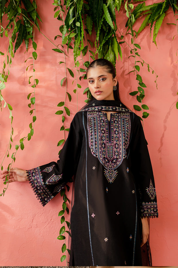 Noelle 3Pc - Embroidered Khaddar Dress
