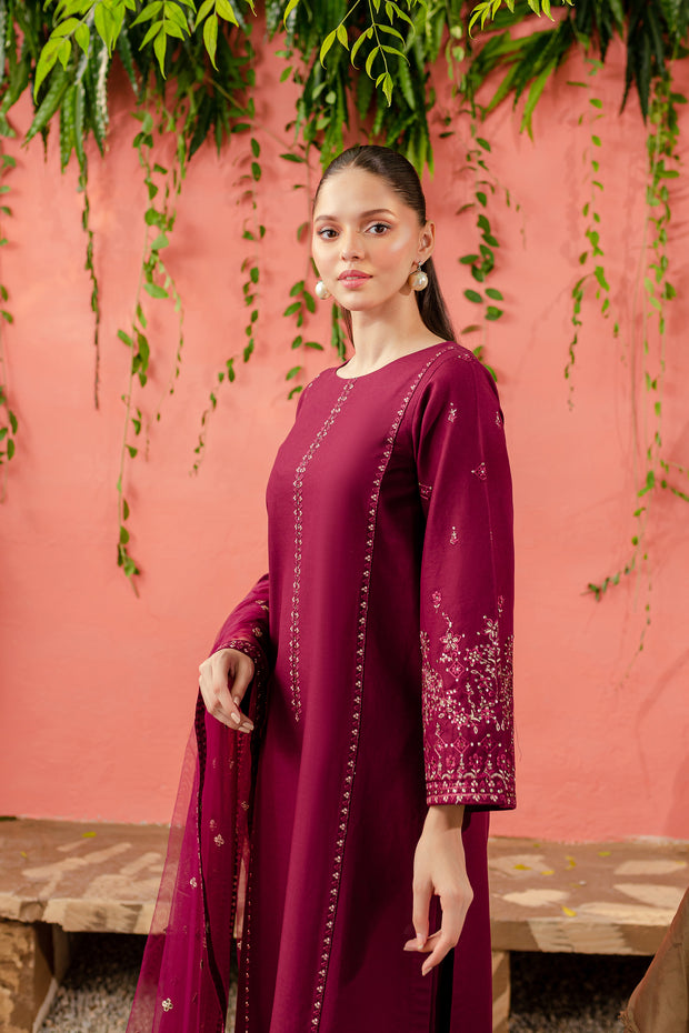Sereia 3Pc - Embroidered Khaddar Dress