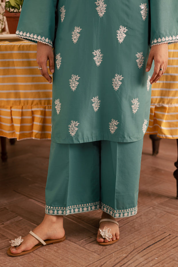 Grace 2pc - Embroidered Lawn Pret