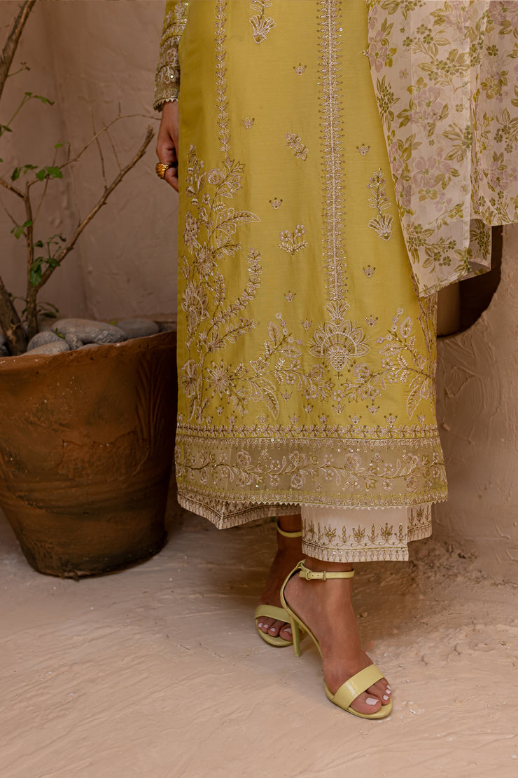 Green Naqsh 3Pc - Embroidered Luxe PRET