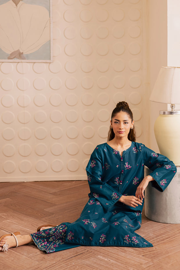 Hyacinth 2Pc - Embroidered Lawn Pret