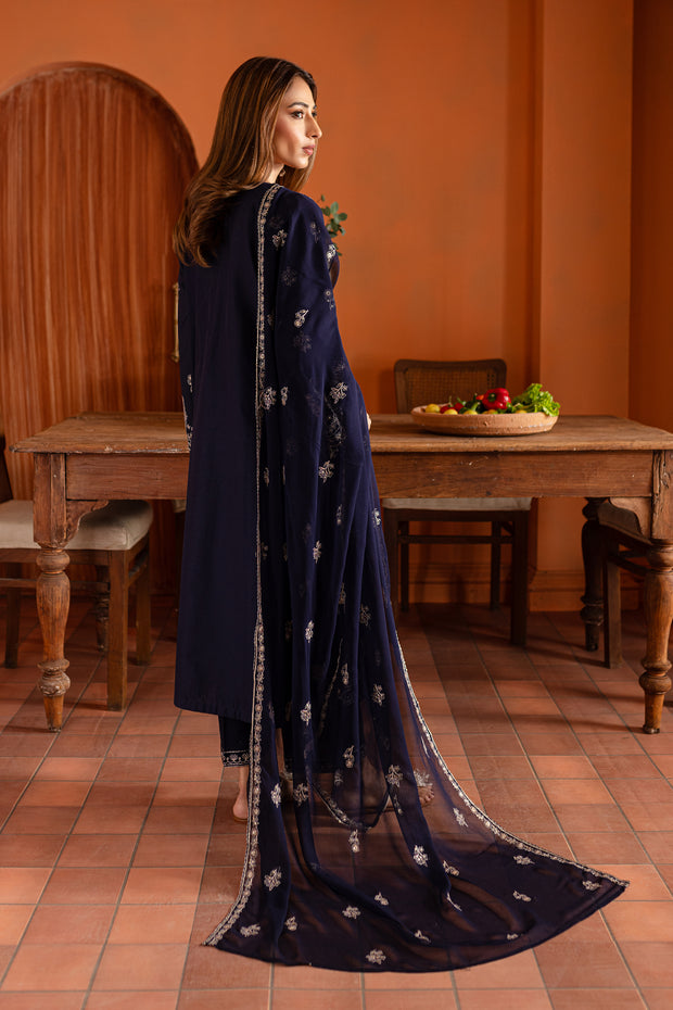 Night Fury 3Pc - Embroidered Khaddar Dress