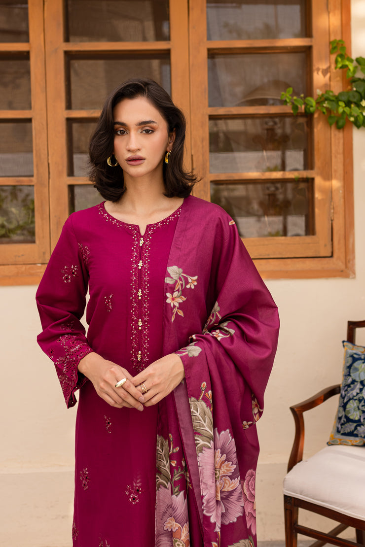 Lilas 3Pc - Embroidered Khaddar Dress