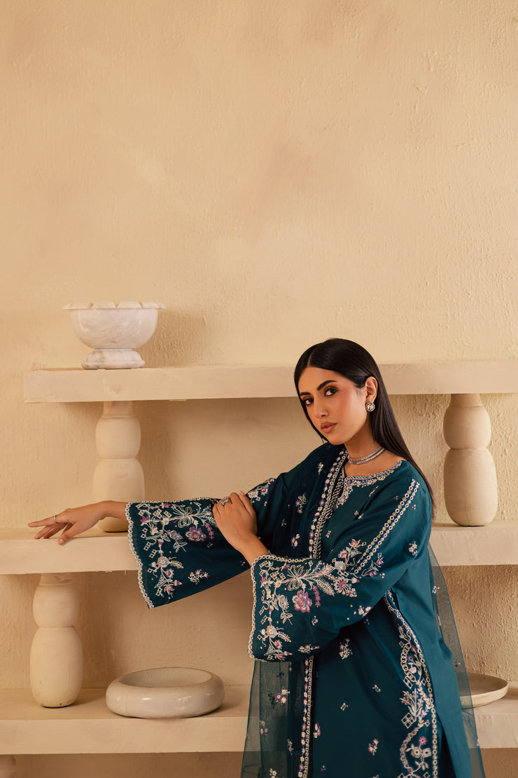 Amaan 3Pc - Embroidered Solid Dress