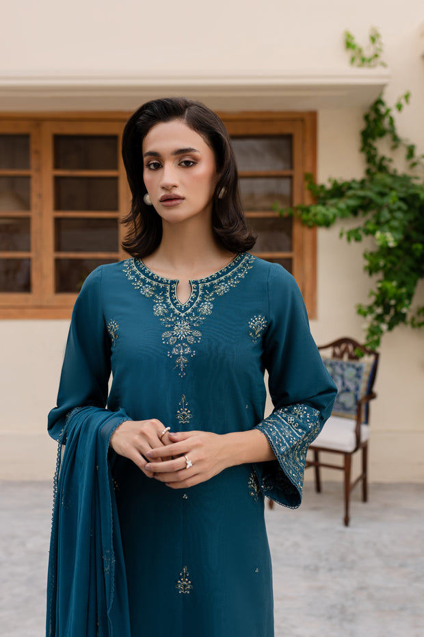 Brucie 3Pc - Embroidered Khaddar Dress