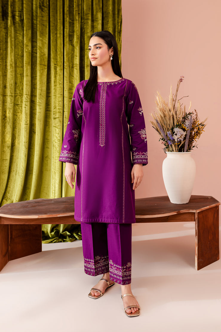 Como 2Pc - Embroidered Khaddar Dress