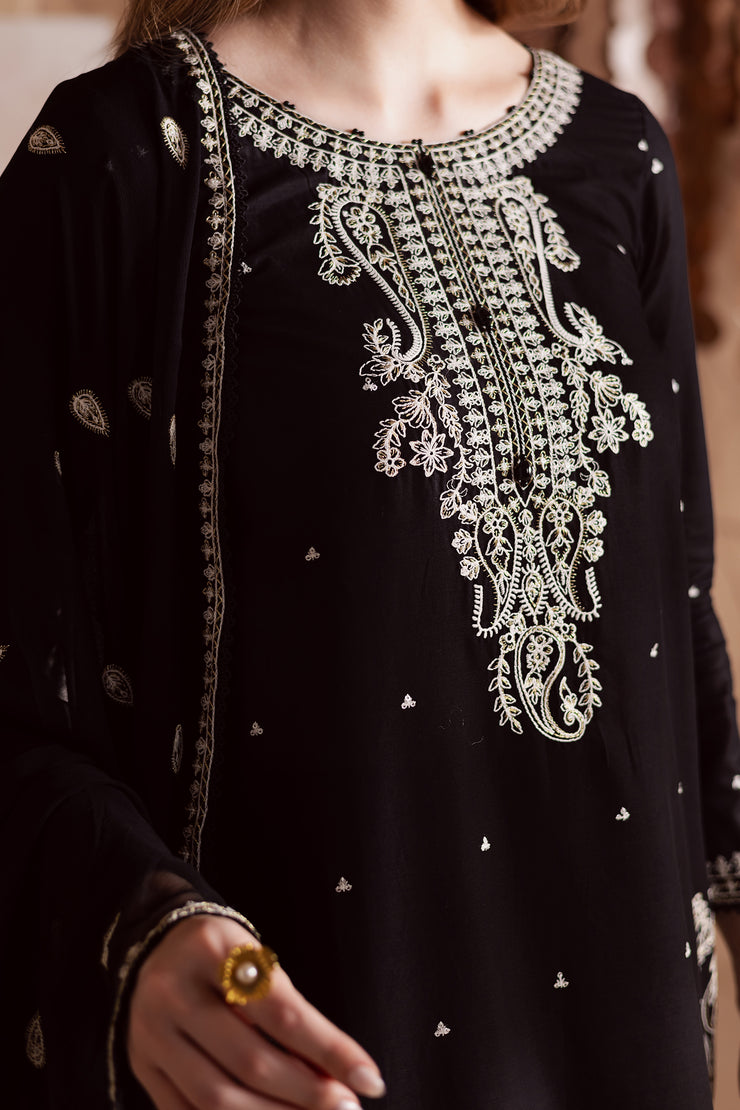Deep Black 3Pc - Embroidered Lawn Dress