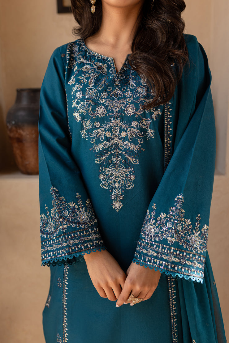 Lighter 3Pc - Embroidered Khaddar Dress