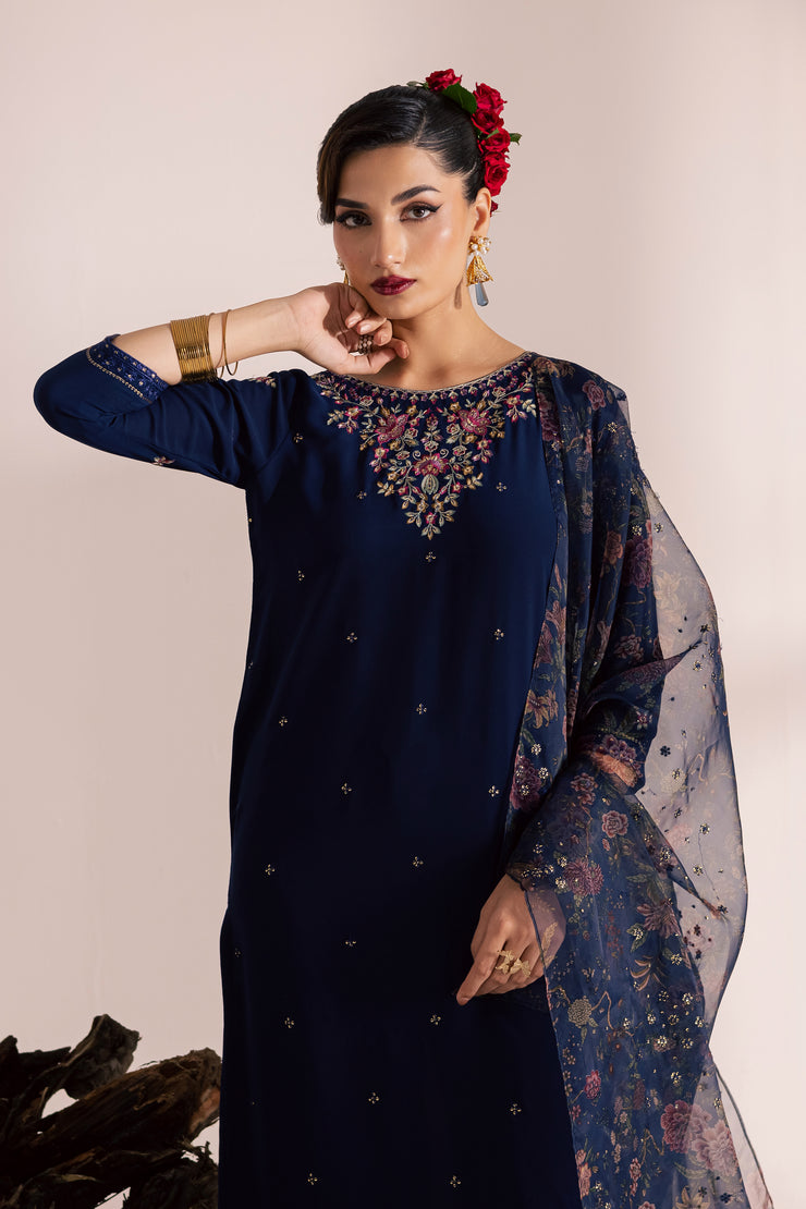 Luxury pret ensemble for festive gatherings