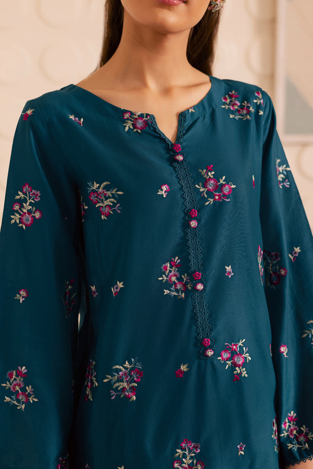 Hyacinth 2Pc - Embroidered Lawn Pret
