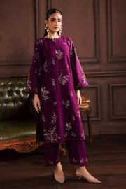 A warm winter South Asian outfit in soft khaddar, designed for Pakistani and Indian festive events, weddings, Eid gatherings and elegant everyday wear.