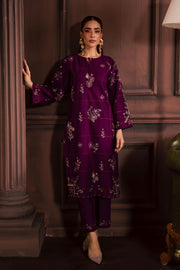 A warm winter South Asian outfit in soft khaddar, designed for Pakistani and Indian festive events, weddings, Eid gatherings and elegant everyday wear.