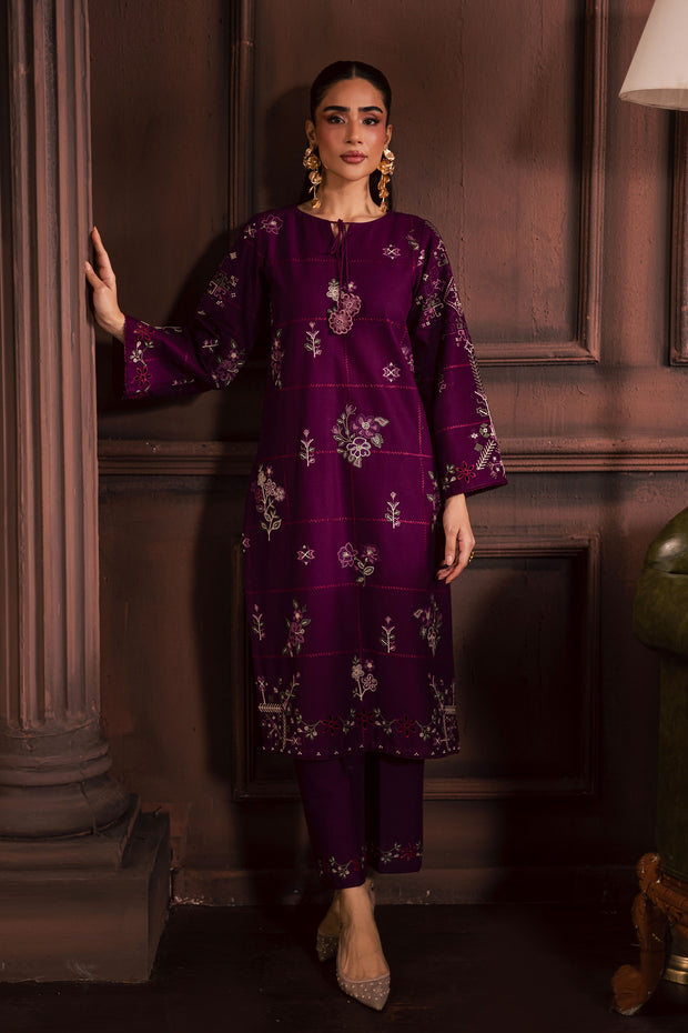 A warm winter South Asian outfit in soft khaddar, designed for Pakistani and Indian festive events, weddings, Eid gatherings and elegant everyday wear.