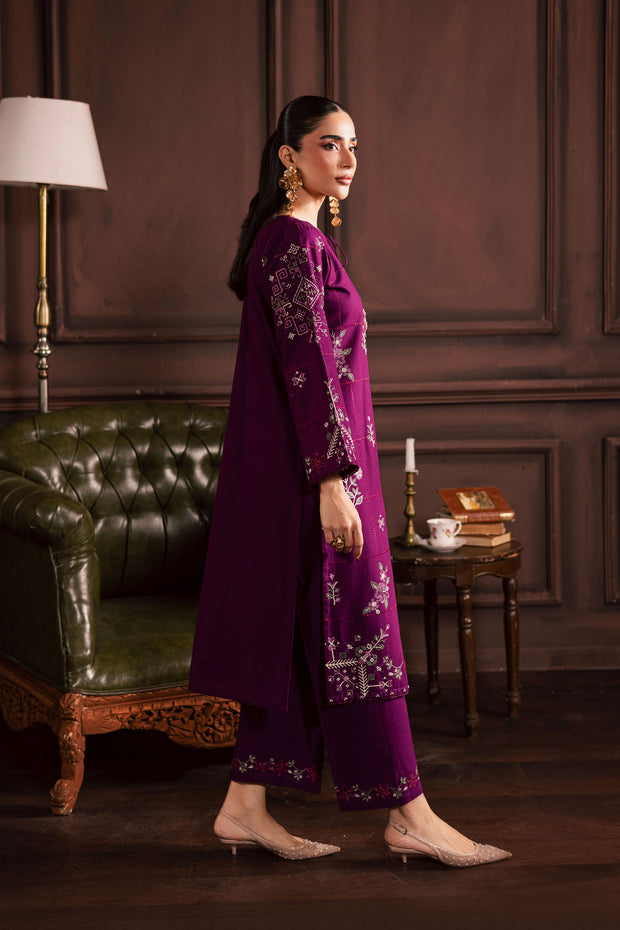 A warm winter South Asian outfit in soft khaddar, designed for Pakistani and Indian festive events, weddings, Eid gatherings and elegant everyday wear.