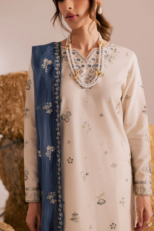 Gul e Lala 3Pc - Embroidered Khaddar Dress
