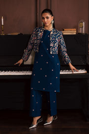 A warm winter South Asian outfit in soft khaddar, designed for Pakistani and Indian festive events, weddings, Eid gatherings and elegant everyday wear.