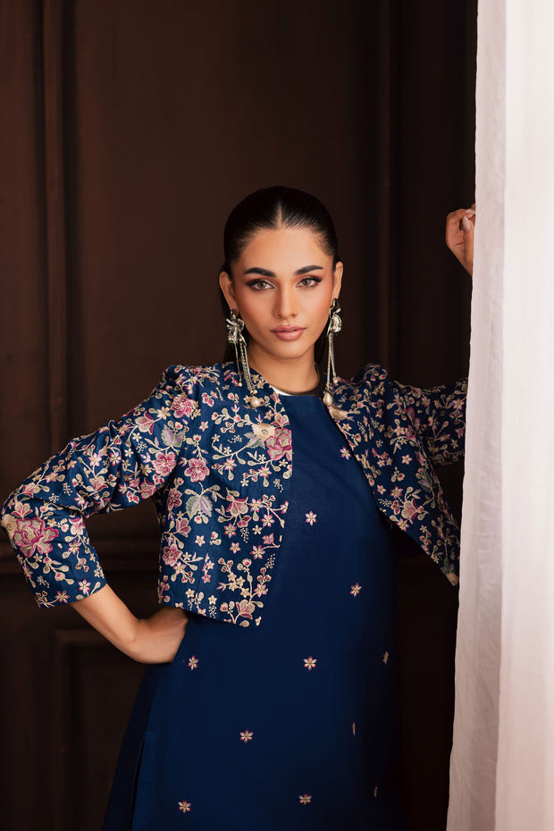 A warm winter South Asian outfit in soft khaddar, designed for Pakistani and Indian festive events, weddings, Eid gatherings and elegant everyday wear.