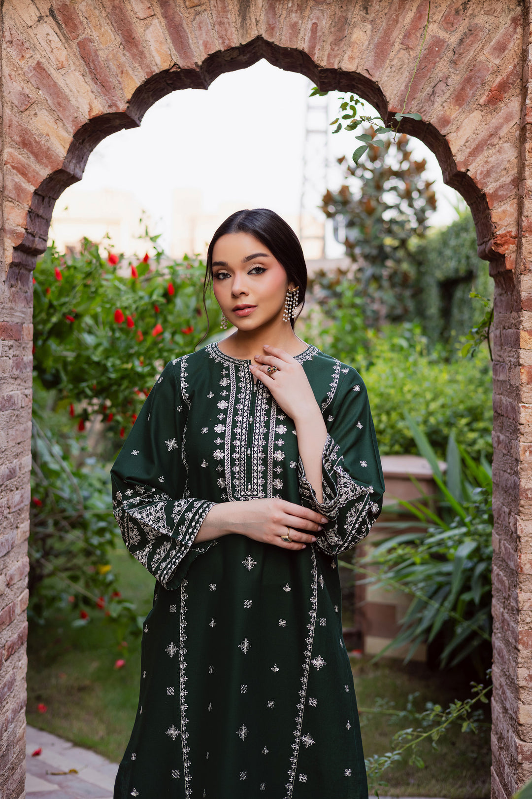 Rusty Green 2Pc - Embroidered Khaddar Dress Rusty Green 2Pc - Embroidered Khaddar Dress