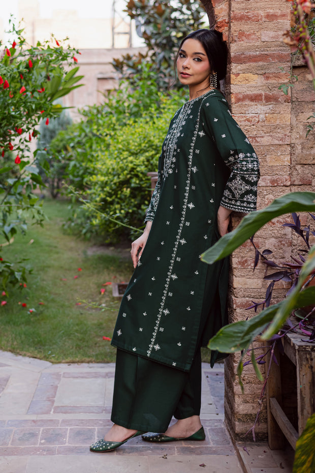 Rusty Green 2Pc - Embroidered Khaddar Dress BATIK WINTER PRET 2025  BATIK   XS / Bottle Green / Khaddar-S / Bottle Green / Khaddar-M / Bottle Green / Khaddar-L / Bottle Green / Khaddar-XL / Bottle Green / Khaddar