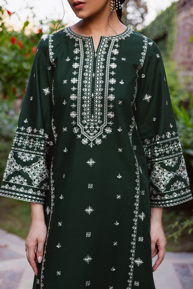Rusty Green 2Pc - Embroidered Khaddar Dress BATIK WINTER PRET 2025  BATIK   XS / Bottle Green / Khaddar-S / Bottle Green / Khaddar-M / Bottle Green / Khaddar-L / Bottle Green / Khaddar-XL / Bottle Green / Khaddar