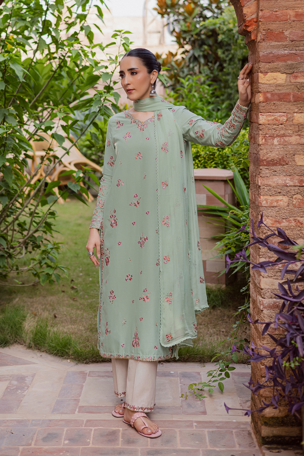 Sea Zunaisha 3Pc - Embroidered Khaddar Dress