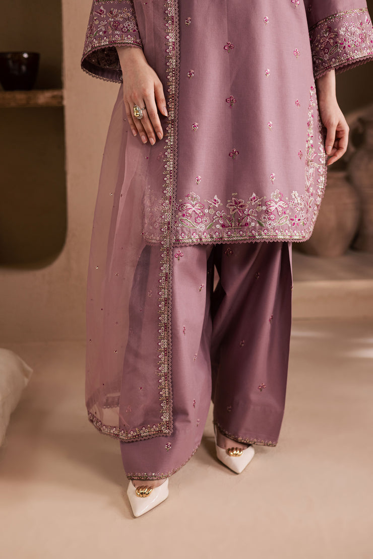 Tea Alyssa 3Pc - Embroidered Khaddar Dress