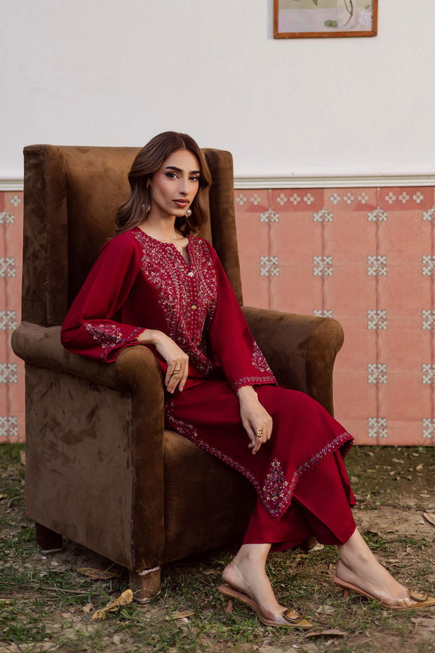 Hyde 2Pc - Embroidered Khaddar Dress
